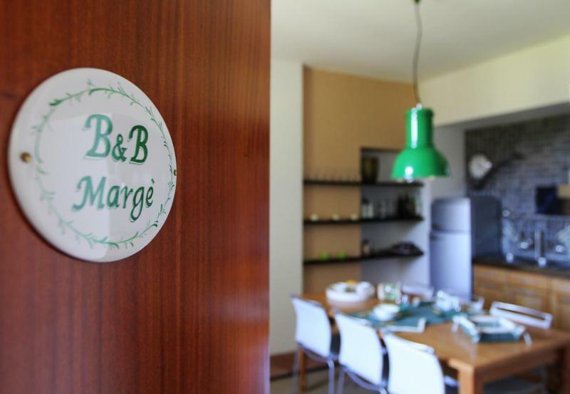 B&B Marge Oltrona di San Mamette Exteriér fotografie